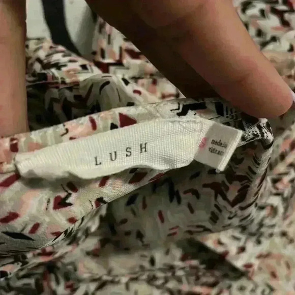 Multi Color Spaghetti Blouse - Picture 3 of 3